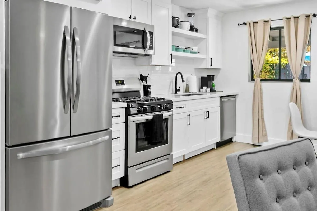 Phoenix Gem Near Old Town Holiday home