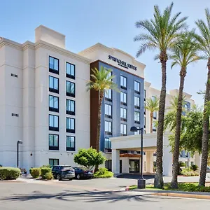 Springhill Downtown Hotel